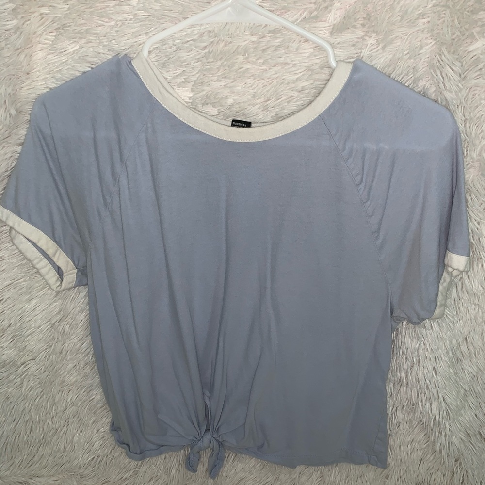 Women’s cropped tee